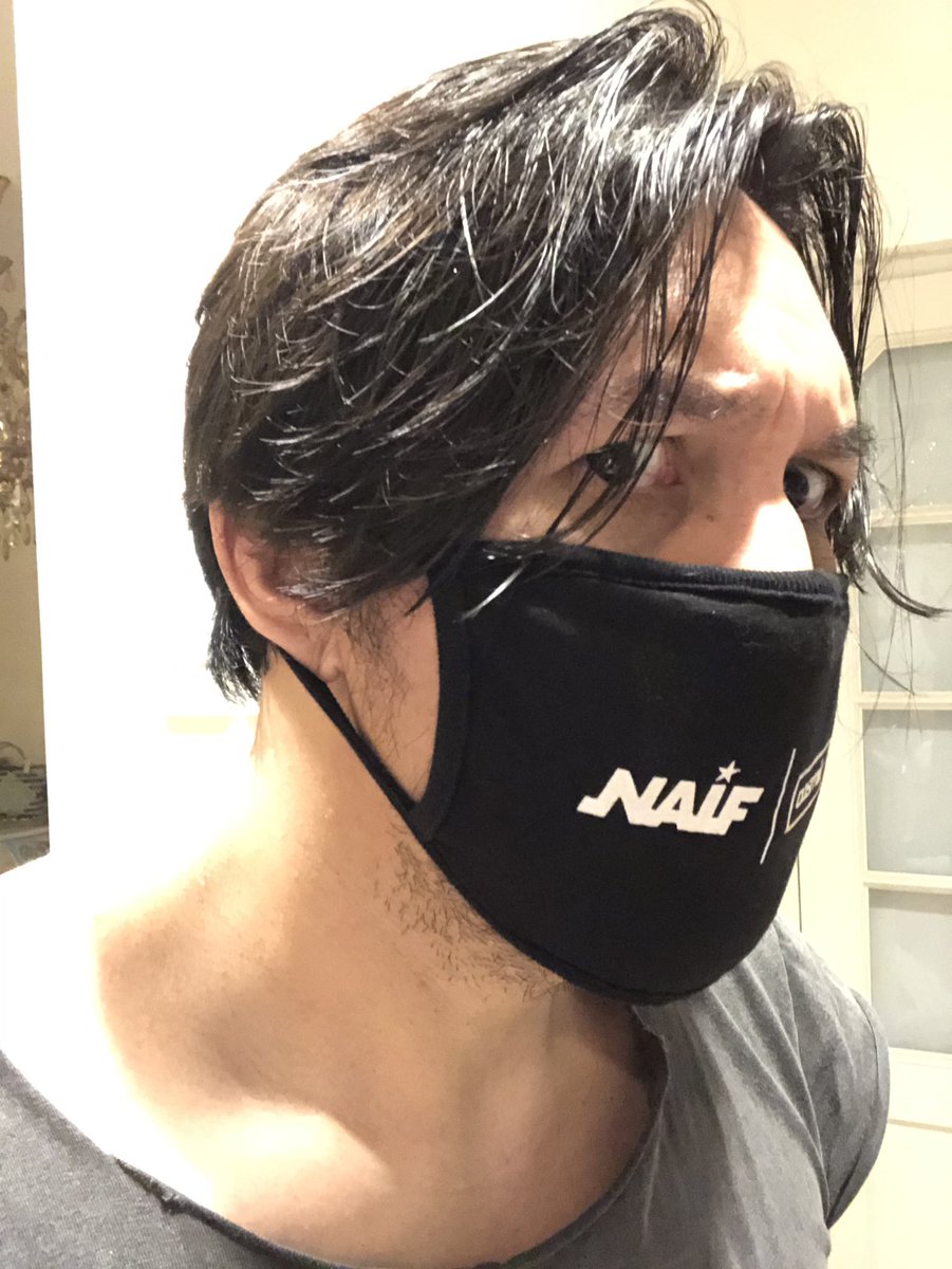 Heran td ke toko , abang nya tauk aja saya pokalis naip pdhl ud pakek masker