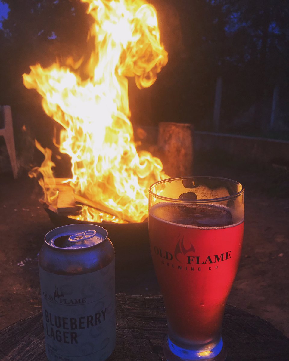 neiltowler1978's tweet photo. Campfire beer series #29 Last, but not least is the blueberry lager by @oldflamebrewery What a great fruit series guys👏🏻 Love when MY brewery releases new beers, I miss all of you, can’t wait for it to be safe to… https://t.co/GPvKKQKOVH https://t.co/8BquKGepvH