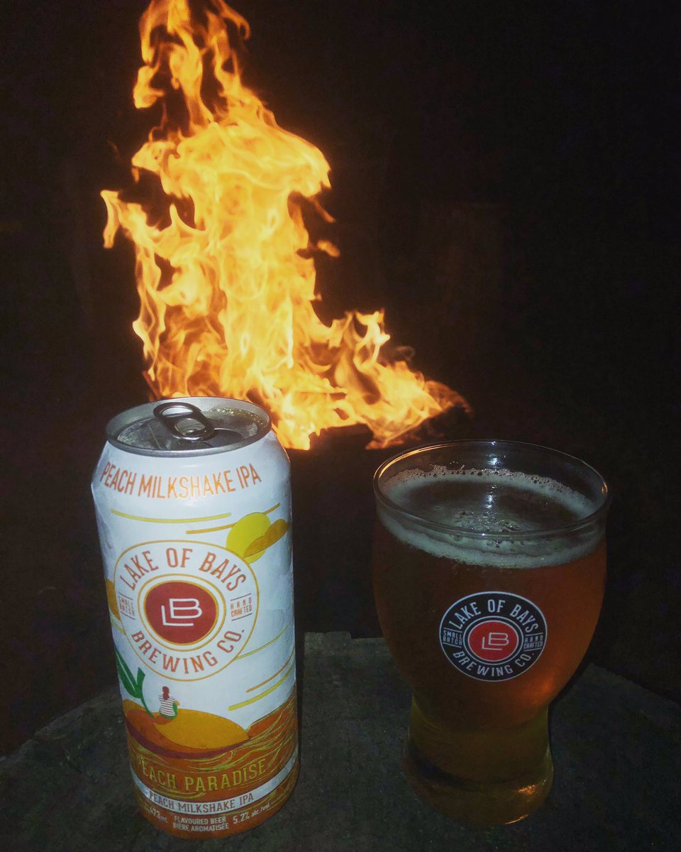 neiltowler1978's tweet photo. Campfire beer series #30 I’m rocking my newest pint glass &amp; drinking @lb_brewing peach milkshake ipa👍The perfect amount of peach not overpowering with that great ipa aftertaste😊❤️🔥🍻 #craftbeer #ontariocraftbeer… https://t.co/rdWvXqLqPc… https://t.co/Au1LeillQP