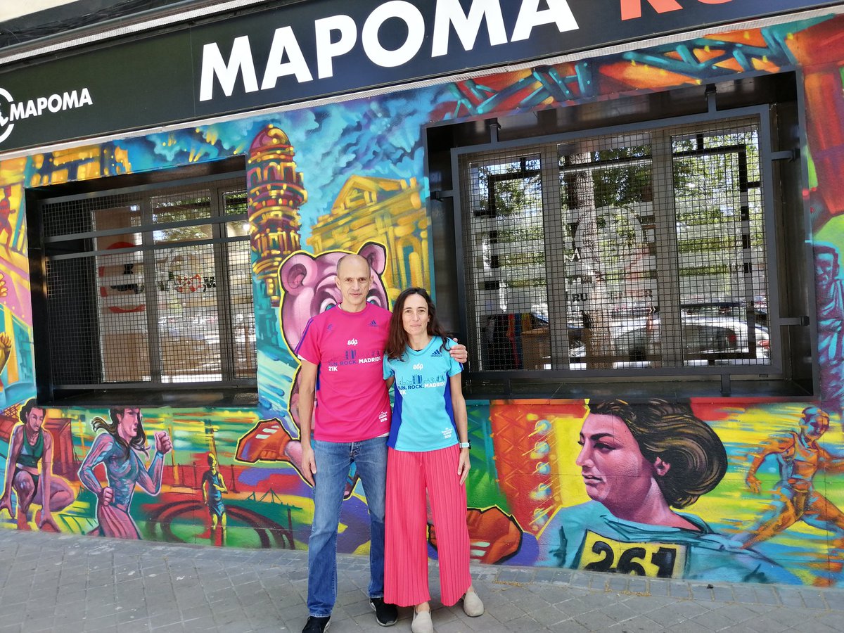 vatin1966's tweet photo. Hoy hemos visitado por primera vez #MapomaRunCenter por una buena caus #2Kilos1Camiseta!! Encantados 👍🙌 https://t.co/JNNkX1LKUF