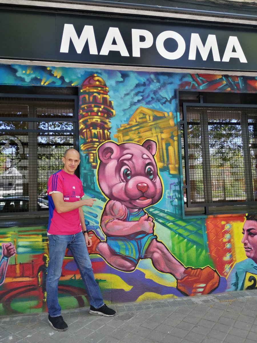 vatin1966's tweet photo. Hoy hemos visitado por primera vez #MapomaRunCenter por una buena caus #2Kilos1Camiseta!! Encantados 👍🙌 https://t.co/JNNkX1LKUF