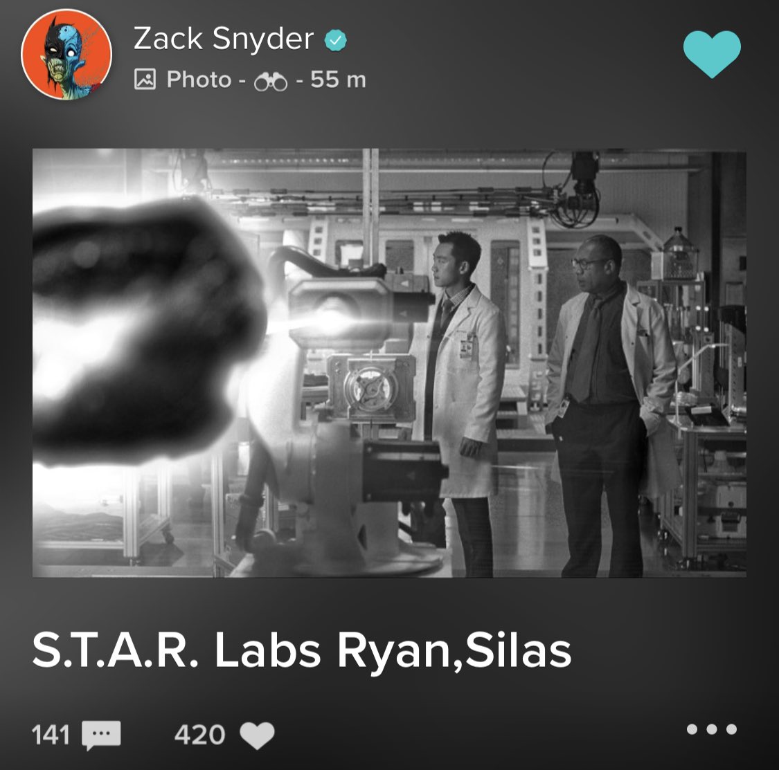 8 - Silas Stone takes the Mother Box to the Star Labs. He and Ryan Choi start to work on the box and understand how it works. Only Ryan also knows that Victor (Cyborg) is alive.