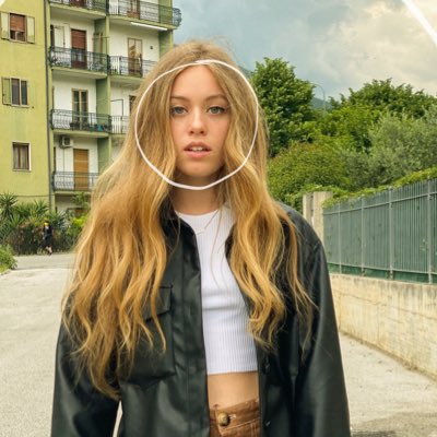 martiiitram's tweet photo. #NuovaFotoProfilo https://t.co/6gOzWgJqfS
