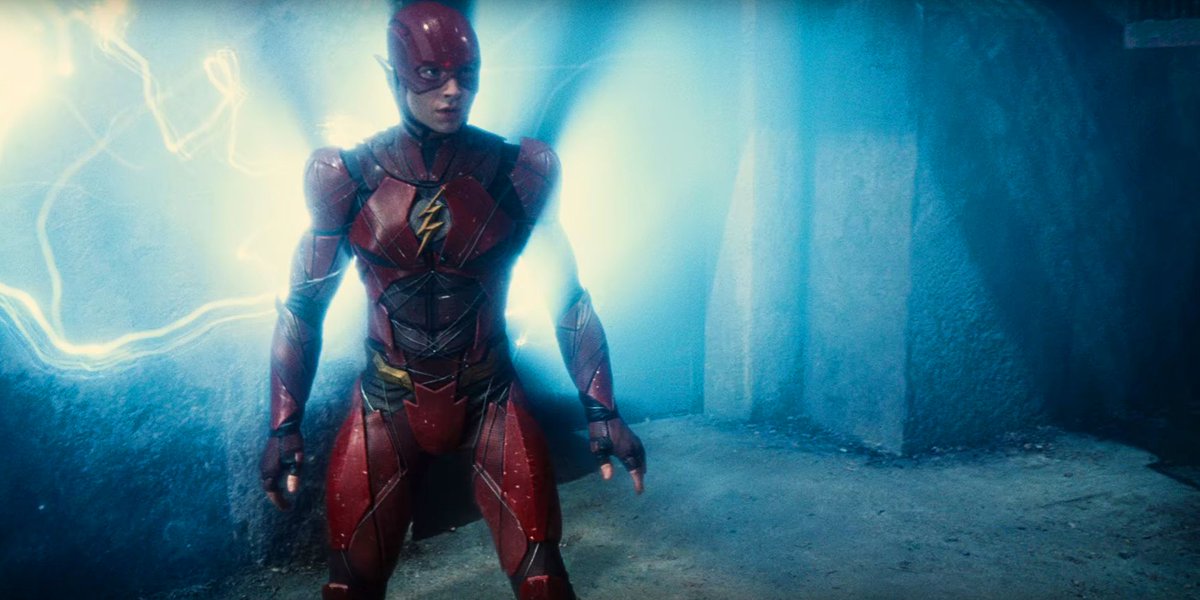 17 - The tunnel battle is more extended, Flash fights several parademons and Cyborg faces SteppenWolf. They save most of the hostages while the tunnel is collapsing. Flash is so fast that it looks like it's more than one person.