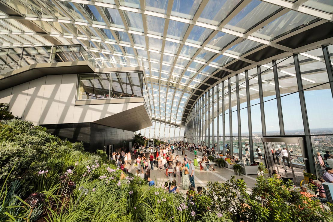 RadmatOfficial's tweet photo. Celebrating World Green Roof Day 
 
The ‘Walkie-Talkie’ Sky Garden is one of the highest green roofs in the world with breathtaking views over London.
https://t.co/hGo1LnQSPs
#WRGD2020 #WRGD #greenroof
@TheNFRC @worldgreenroof https://t.co/ntyiycpRFI