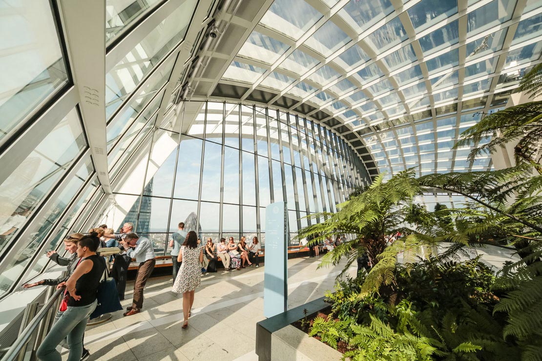 RadmatOfficial's tweet photo. Celebrating World Green Roof Day 
 
The ‘Walkie-Talkie’ Sky Garden is one of the highest green roofs in the world with breathtaking views over London.
https://t.co/hGo1LnQSPs
#WRGD2020 #WRGD #greenroof
@TheNFRC @worldgreenroof https://t.co/ntyiycpRFI