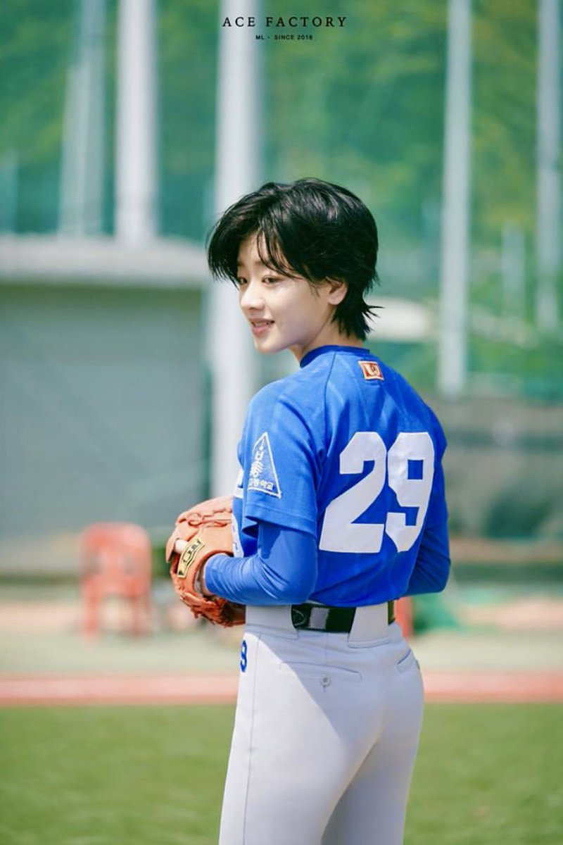 krøllet åbning Poesi Twitter 上的noona ni oppa："Lee Joo Young is making her transformation into a  high school baseball player in new stills for the upcoming film “Baseball  Girl.” https://t.co/EtlLoRPZwc" / Twitter