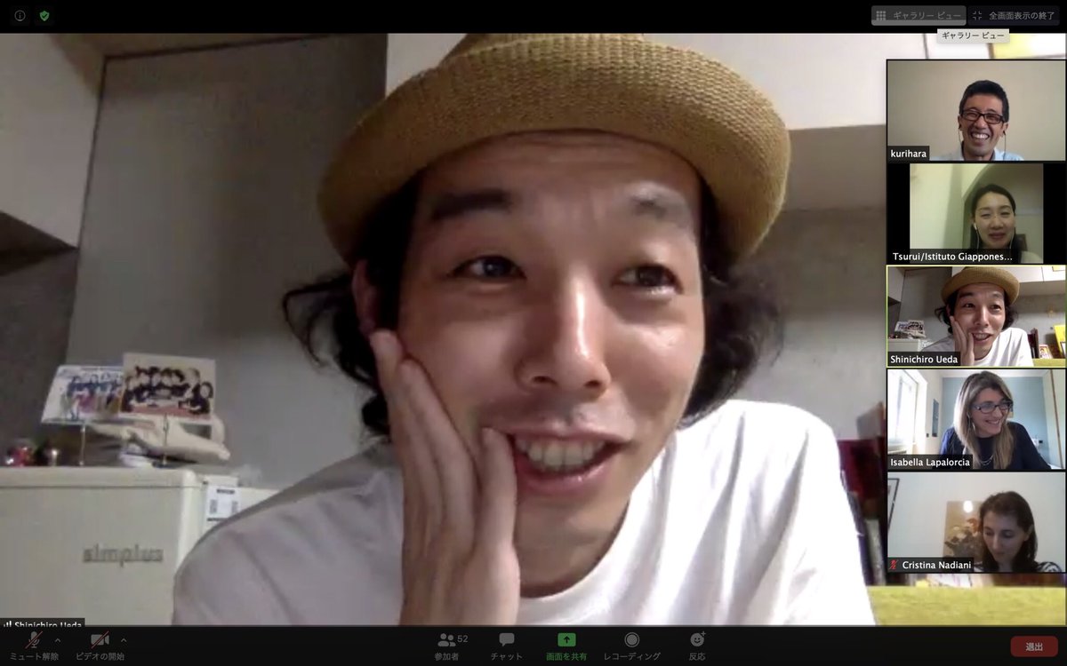 上田慎一郎 Shinichiro Ueda ウディネ映画祭のサブリナともオンライン上で再会 1枚目左上 18年4月 カメラを止めるな 国内公開前 初の海外映画祭参加となったウディネ 上映後5分間続いたスタンディングオベーション こんな密できるのはもう少し先