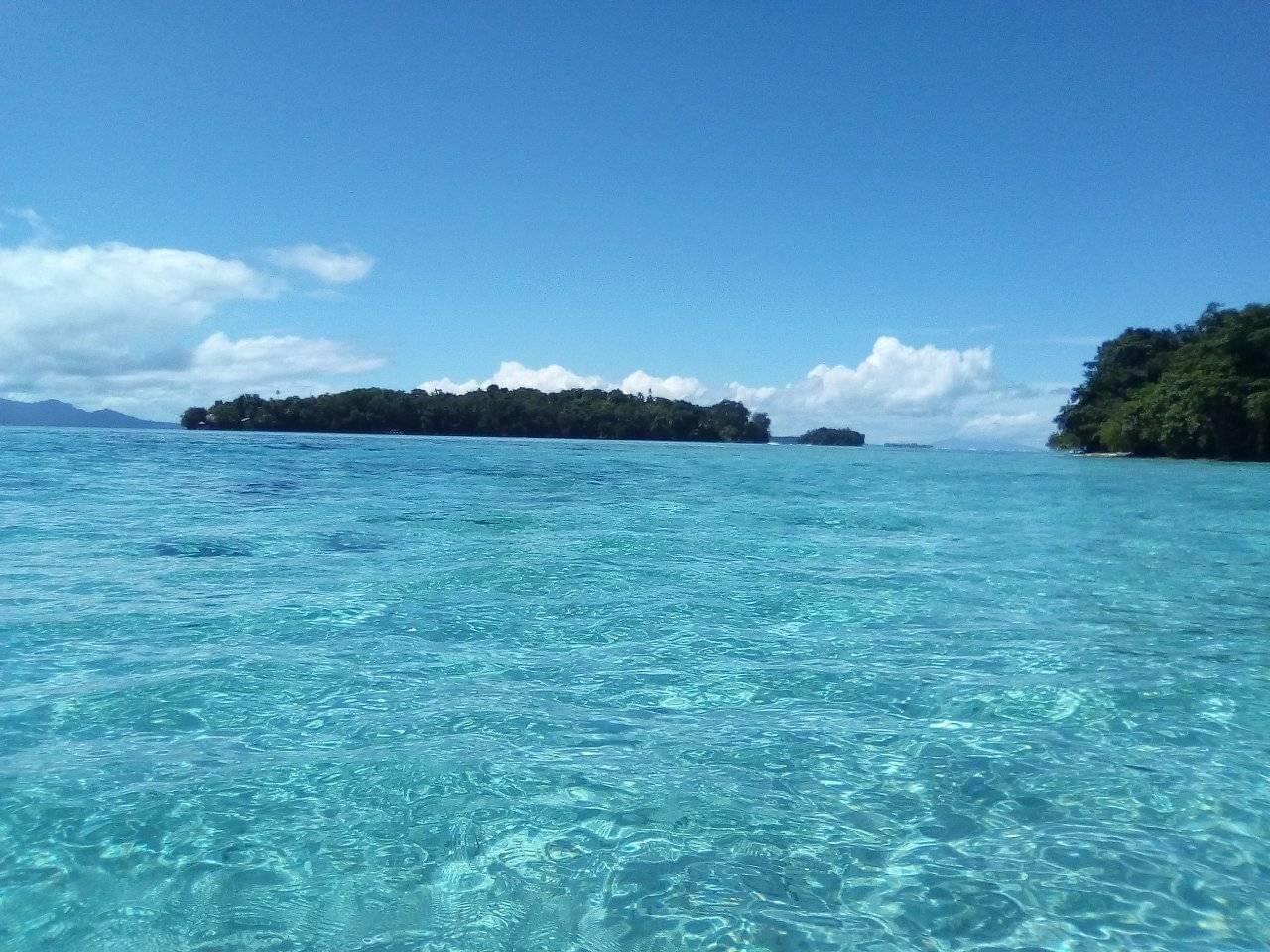 ソロモン諸島政府観光局 公式 コロンバンガラ島とギゾ島の近くにあるエパンガ島からの綺麗な海 フリー写真として提供します T Co Ycfivx6hqe Twitter