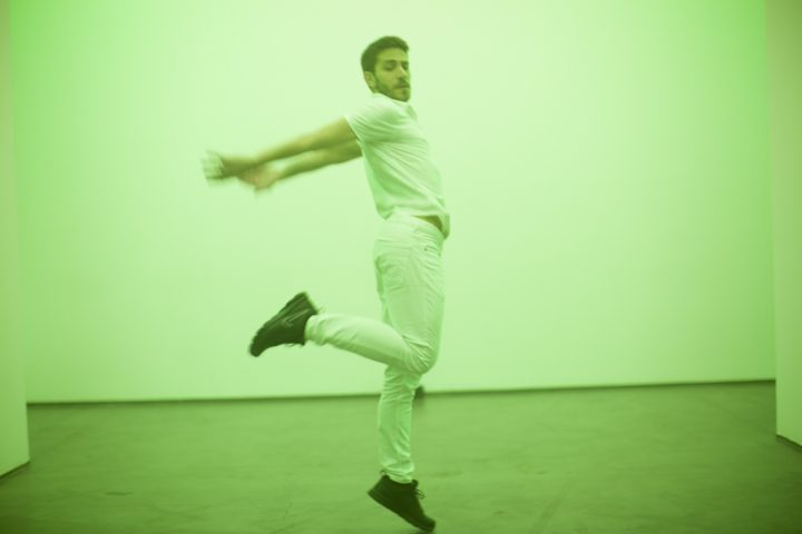 twitijele's tweet image. In Unauthorized by Iris Karayan effective sport jumps and seductive pop music video twists, with the help of a neutral exhibition atmosphere, become unexpectedly similar. We wonder where the sport ends and the dance begins #SpringForward20 #iriskarayan