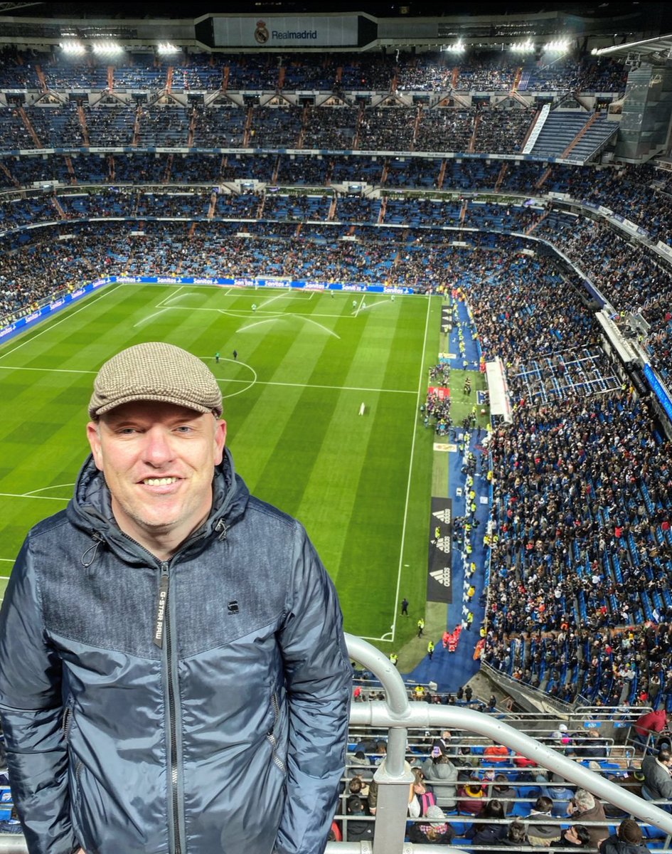 LaLigaTV's tweet photo. Which classic match do 𝙮𝙤𝙪 want to see on #LaLigaTV? 🤔

🏟️ Your first time in the stadium?
🍿 An end-to-end thriller?
💪 A special moment for your team?

Send us your nominations for #LaLigaClassics Fan Pick of the Week for a chance to present the match on TV! 📺 https://t.co/WQ3i0Wra70