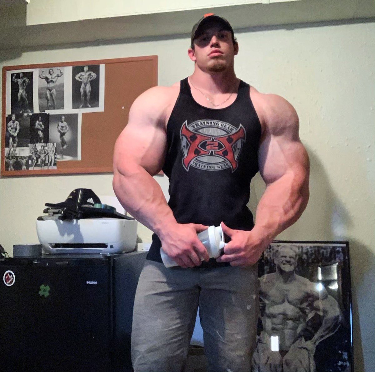 MuscleNexus's tweet image. Getting heavy 😜 patreon.com/posts/37953967