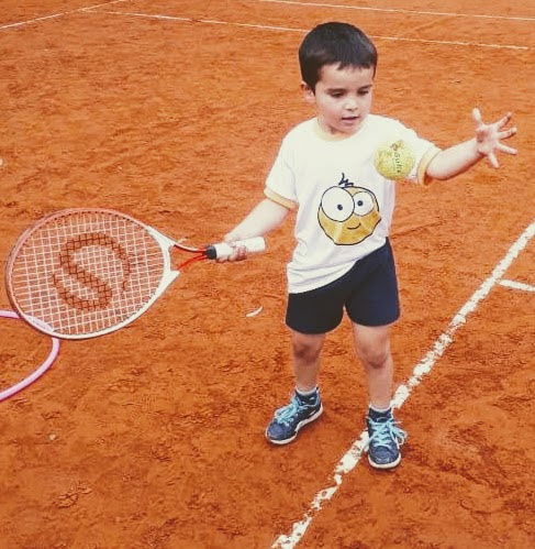 littletenis's tweet photo. FALTA MENOS!!!!
Estamos listos!!!!

@UNICEFargentina 
@picomonaco
@sabatinigabyok 
 #tenis #minitenis #niños #alumno #kids #clases #tennis #argentina #colegio #escuela #entrenamiento #niñas #children #tennislife #deporte #docente #baby #tennispro #familia #factortenis #miniplayer https://t.co/jQN5NjOXif