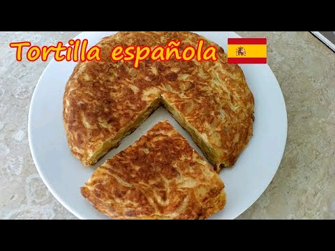 #DentroCocina con los chicos de <a href="/FondaParada/">Parada y Fonda</a> que nos deleitan con una exquisita tortilla de patatas y calabacín desde su canal de Youtube.

👩‍🍳😉🏅 Plato típico español con diferencias
👇👇👇👇
buff.ly/3cDIo6c
#CocinaFácil