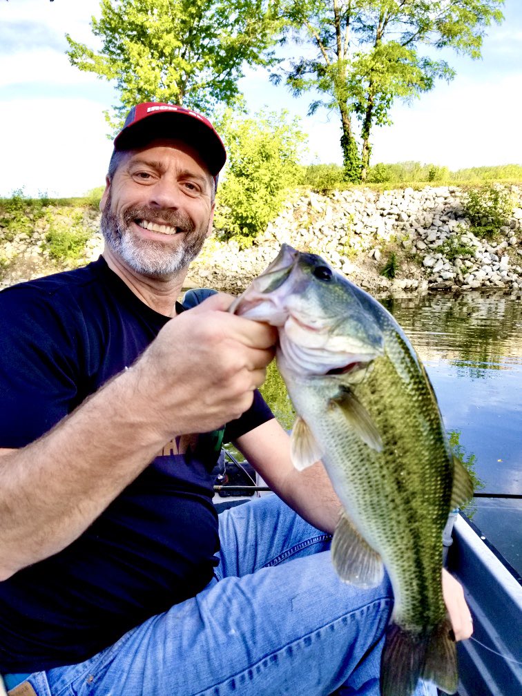 Great morning on the pond with <a href="/joe_joehunter1/">Joe Martino</a> - Our first cast of the morning was a double catch!  #fishon was the theme of the morning.