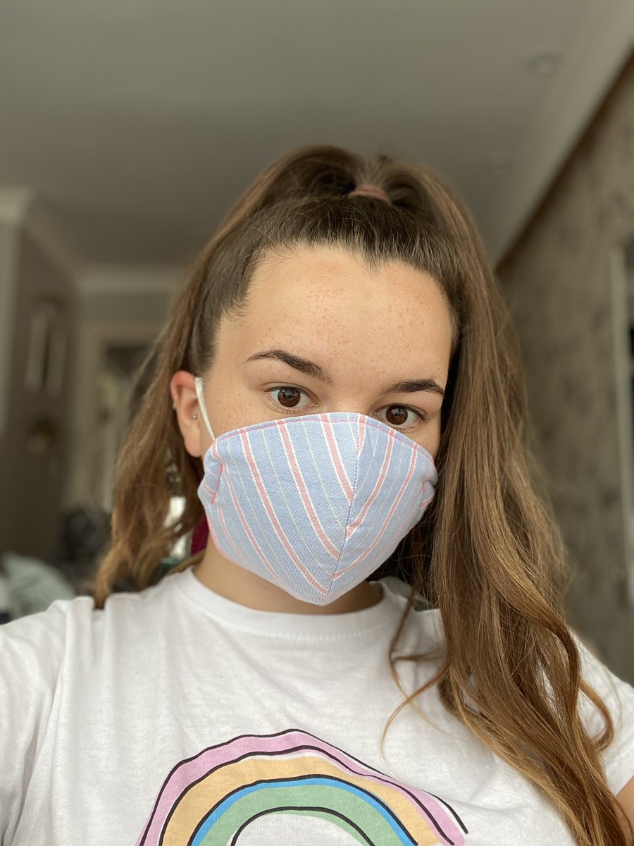 libssburgg_xoxo's tweet photo. so as we all know, as of the 15th June, it is essential that we wear face coverings on public transport. I have a LOT of fabric in my house so I decided to start making masks for anyone who needs / wants them! I can create 3 different styles and have a range of fabrics (cont).. https://t.co/IF4ReY7NMW