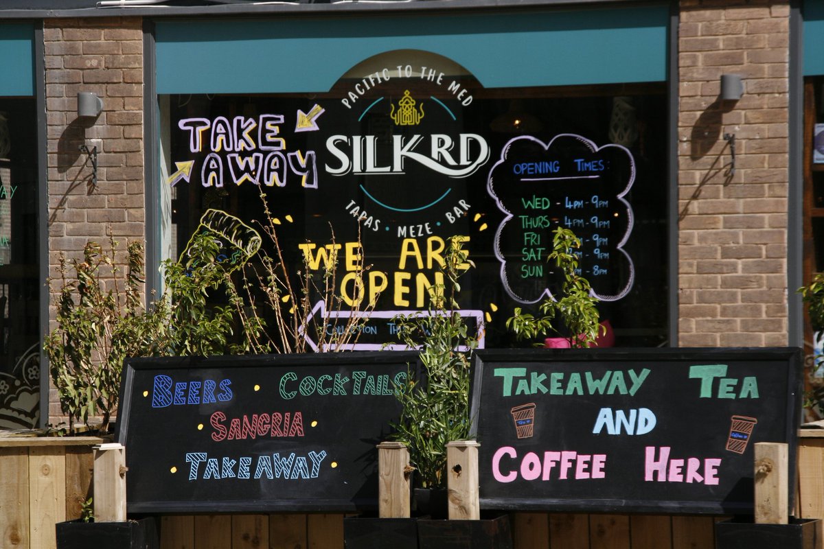 Dave The Pap tweet media