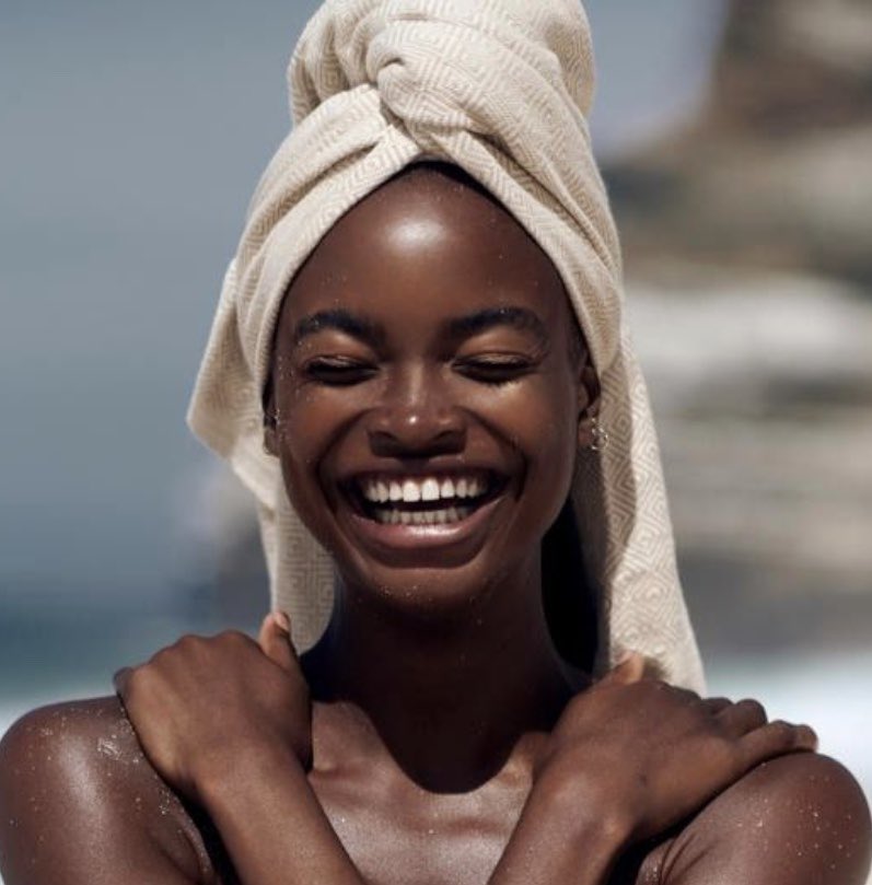 ValourMagazine's tweet image. “It’s ok to actively lean into joy during difficult seasons” ✨ - @marbieskitchen

#BlackJoyChallenge