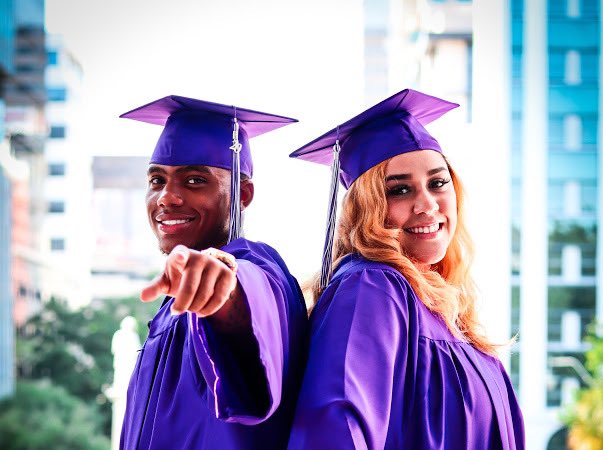 Demz_Jewlz tweet media