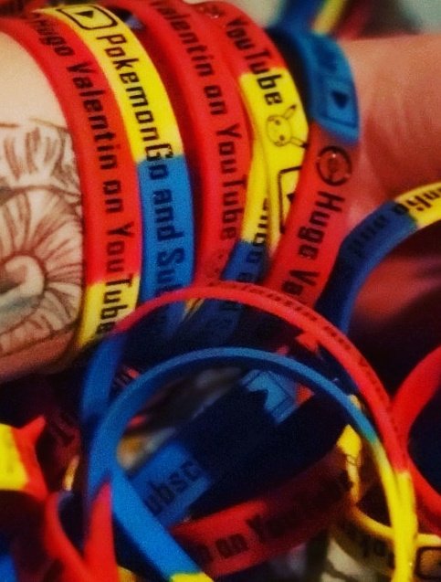 HugolValentin's tweet photo. Sending out some wristbands... #HugoValentin #PokemonGO #HUGOSQUAD get yours today so you could have it at the next pokemon event... everything is soon opening back up and us players are smart and we will be safe... stay safe out there no matter what you are up to https://t.co/nfJfZyPfHa