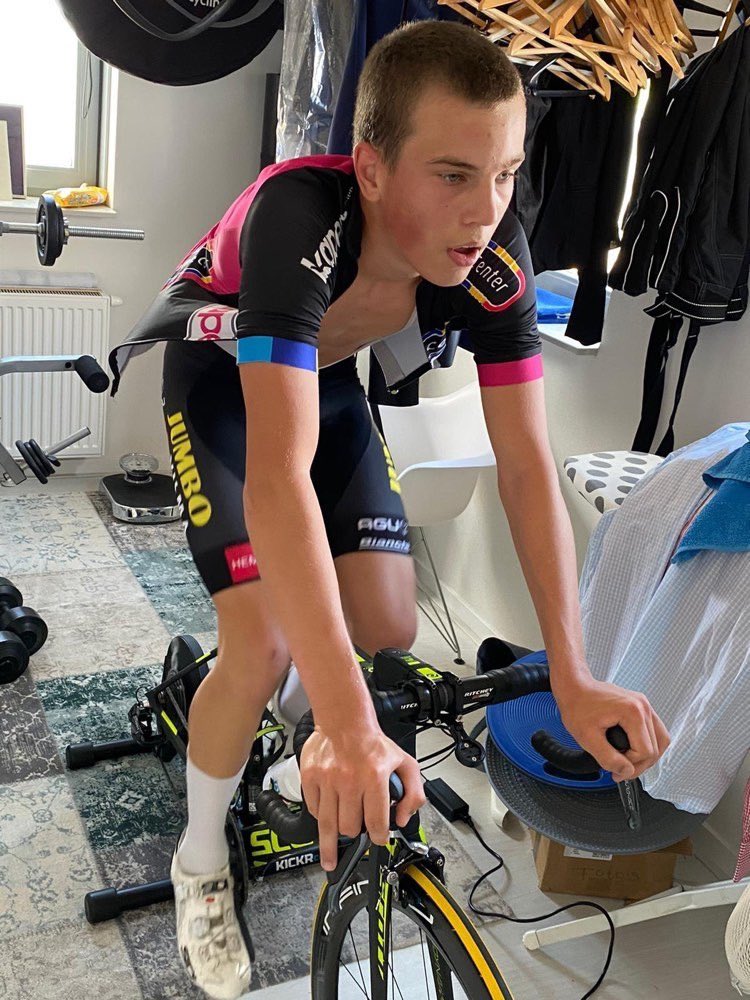 visma_lab_devo's tweet photo. De tweede editie van de Academy Zwift Race zit erop!🤗

De volgende Academy Zwift Race is op zaterdag 4 juli 2020📅 Meer info of jezelf inschrijven? Check onze site 👉🏼 https://t.co/HLwrjGDWpw

#StaySafeTogether #SamenOverwinnen https://t.co/03Or2D9nxq