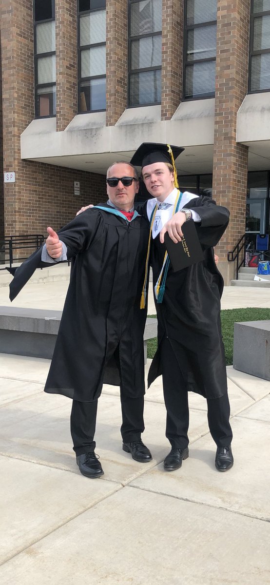 tri_oco's tweet photo. Thank you T-Bolts for everything over the last 10 years and for giving my kids a second home. We will miss you. #tboltpride #classof2020 #noahryansenioryear @Rnolting21 @AbirOthman @VJA_FOOTBALL @tboltbasketball @AndrewHS_d230 @vjabolts @OConnorNoah https://t.co/jNZyzHn2mV