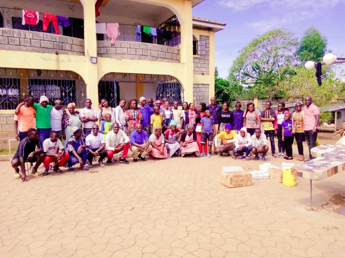 Viviansimiyu12's tweet photo. @sikatachildrens home..pay them a visit, see how they are, feed them if you can, make them smile, ,๐๐they need usโบ.
#Top20Under23ModelsInKenya #Top20Under23Models #topmodels # #love #FotophreakMagazine #brandambassador #news @fotophreakmag @Viviansimiyu12 @BungomaCountyKe https://t.co/F9HiubVMDF