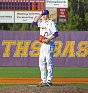 wtlsradio's tweet photo. Ingram among “Terrific 20” - https://t.co/lEi2idlmuI https://t.co/flG8gX7zsS