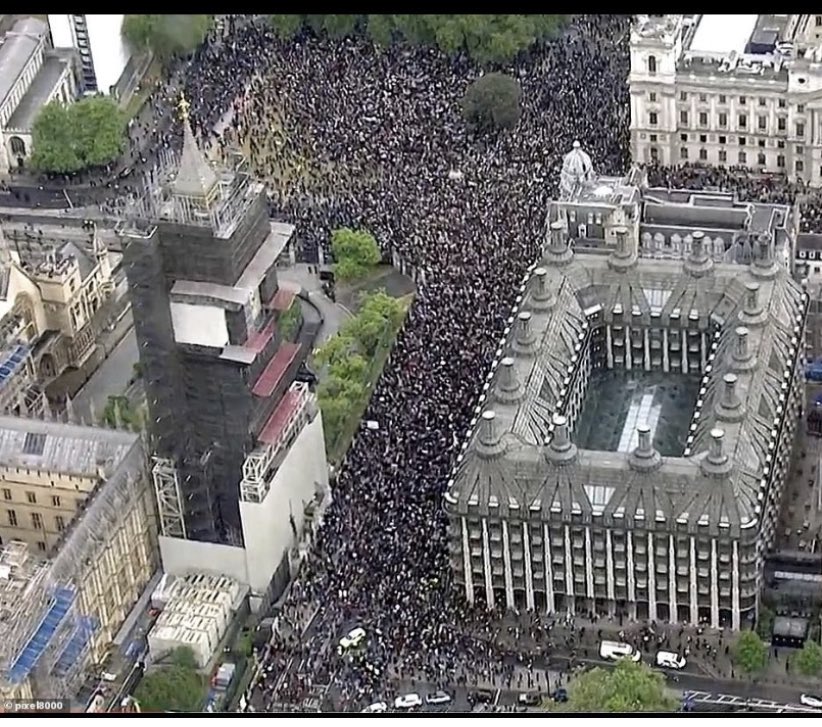 ⁦<a href="/BorisJohnson/">Boris Johnson</a>⁩  how is this allowed to take place, yet I can only have 12 people at my dads funeral? 😡 #itsajoke