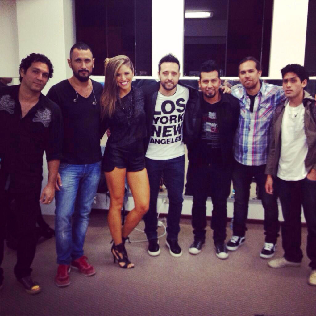 diegodibos's tweet photo. Algunas fotos más. #20añosenlamusica #alos40 #productormusical #cine #cinerperuano #cineperu #rockperuano #rocknacional #rockpop https://t.co/r5c7T2mY77