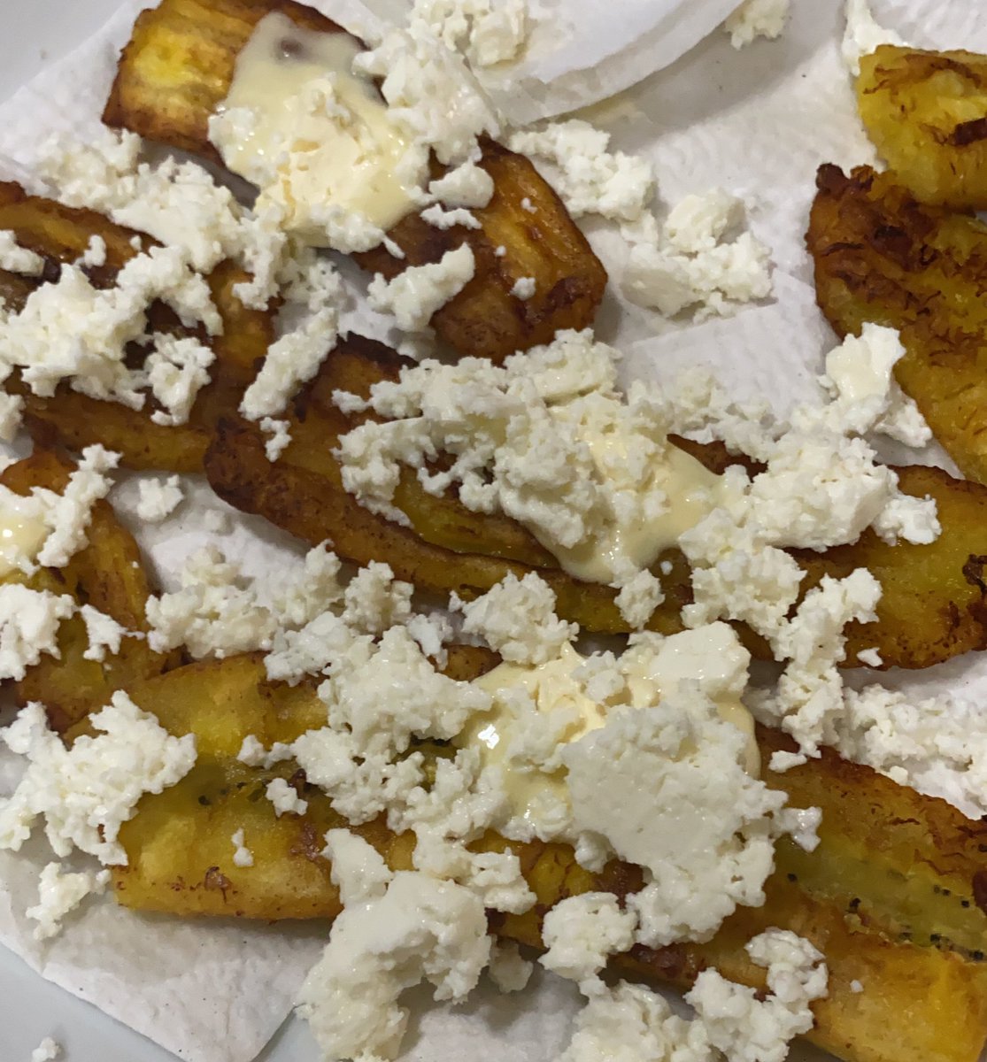 FerHuertaDip's tweet photo. Solo en la Cuenca señores #platanitosFritos #Tuxtepec #ComidaDeMiTierra https://t.co/edZZPEi3mZ
