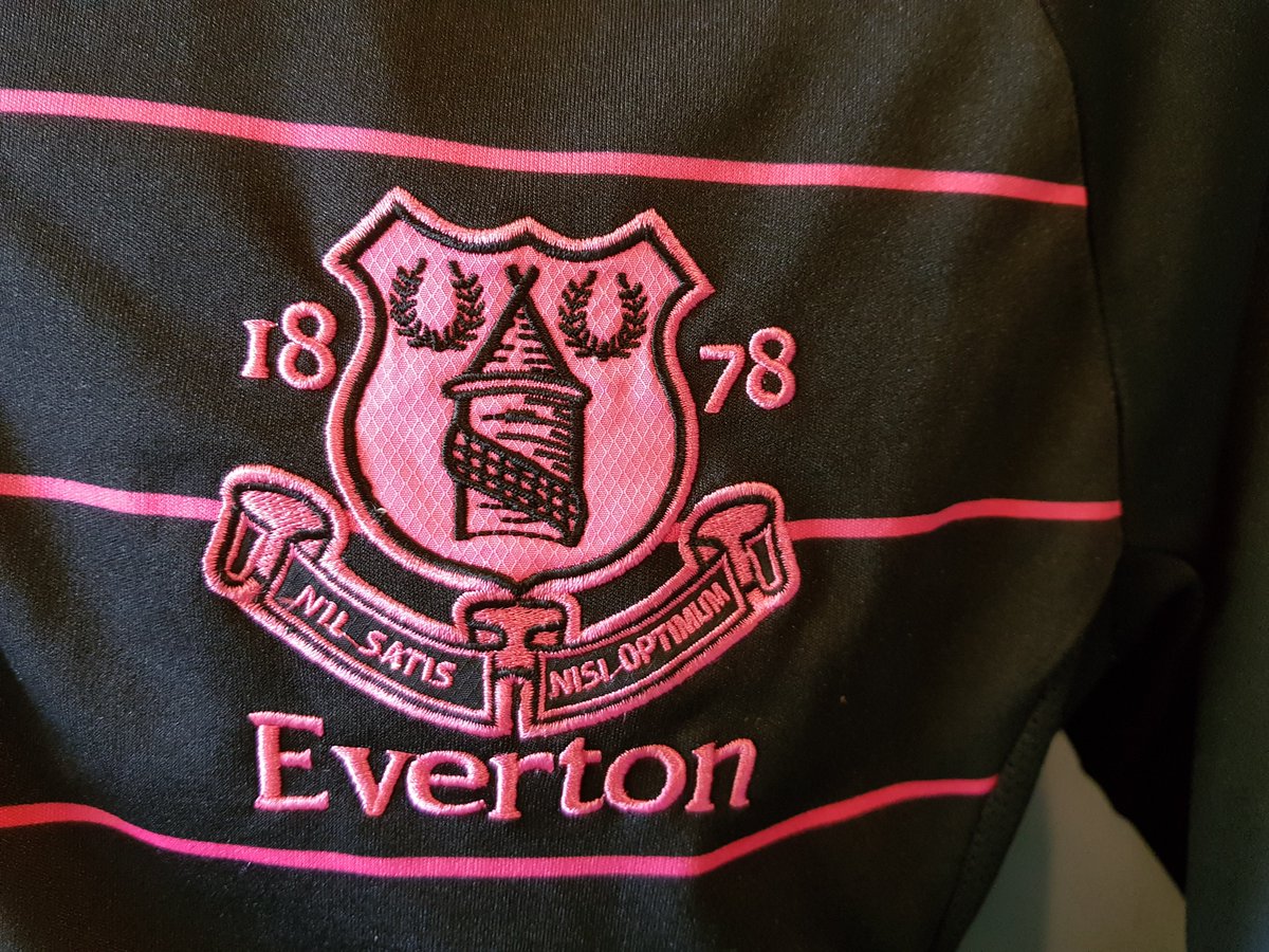 retrokits's tweet photo. For sale: Everton Football Shirt Adult Away M 09/10 Umbro #Umbro #EFC #retrokits #footballshirt #LongSleevesBetterThanShortSleeves?

https://t.co/FCgwVlsfZb https://t.co/gJXFBVDKBb