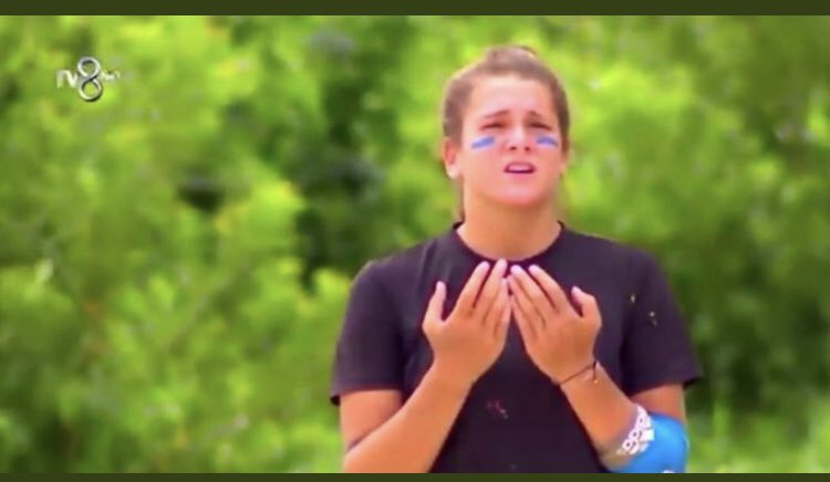 Euzubillahimineşşeytanirracim Bismillahhirrahmanirrahim 
Allahım Ben ya da Cemal Can Şampiyon Olsun 
AMİN 
 #nisaboeluekbası #survivor2020