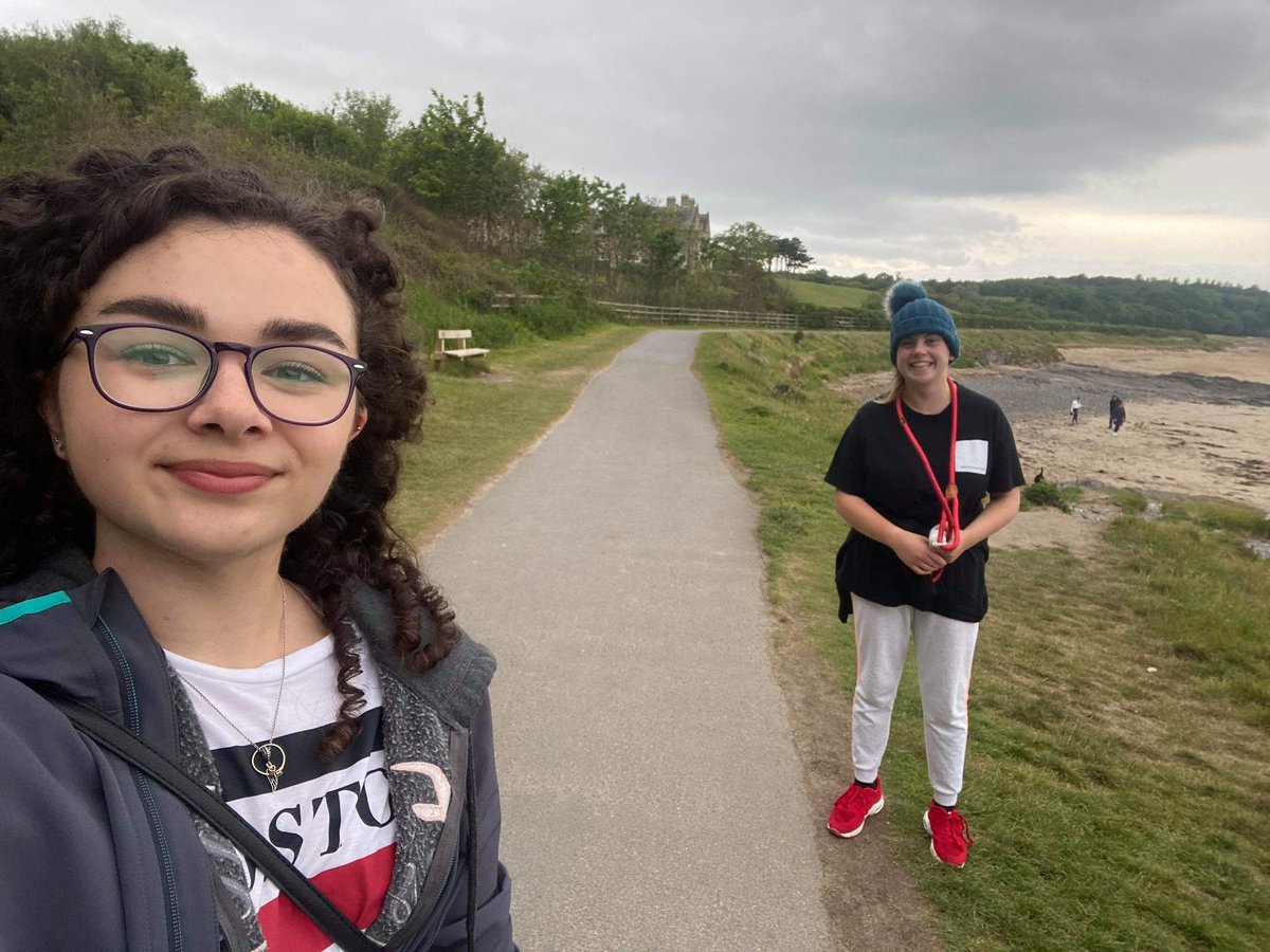 //28.5 MILES TO GO//

Another beautiful 7 mile walk tonight! Loved catching up with this one! Please consider sponsoring me to raise awareness and much needed funds for PIPS self harm and suicide prevention charity! <3 #mentalhealthmatters #hope 

justgiving.com/fundraising/ka…
