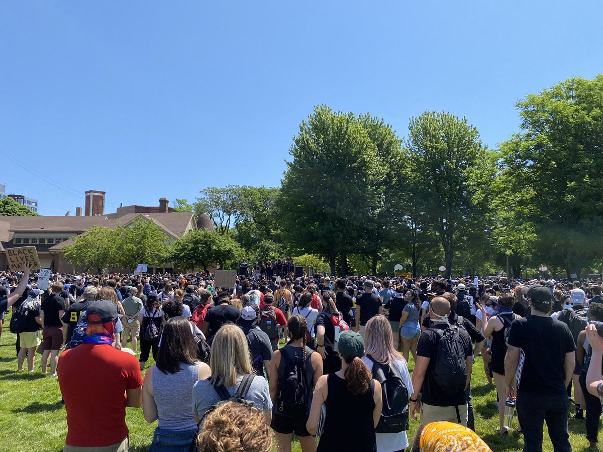 CraigNeedles's tweet photo. There’s a sea of people in every direction out here to speak out against white supremacy, killer cops, and racial inequality, and for unity and the lives of black people. #BlackLivesMatter #ActivateCHI https://t.co/pBwGiR7MMD