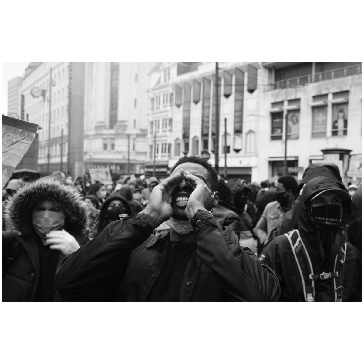 Atelier_Dope's tweet photo. Black Lives Matter Protest #Manchester #BlackLivesMattters #streetphotographer https://t.co/vqraW2qTPs
