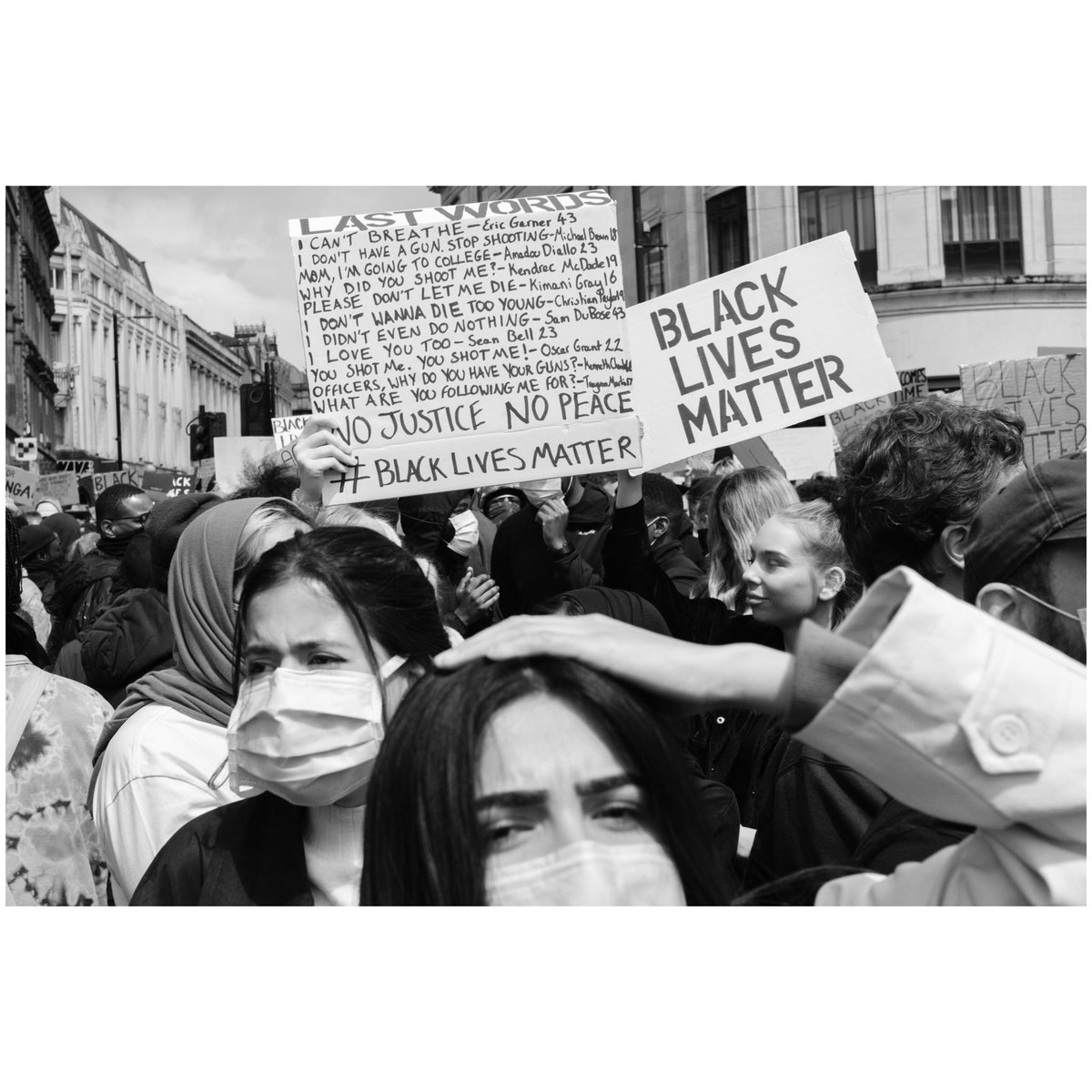 Atelier_Dope's tweet photo. Black Lives Matter Protest #Manchester #BlackLivesMattters #streetphotographer https://t.co/vqraW2qTPs