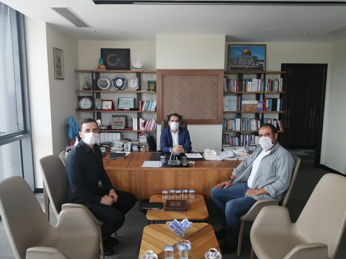 Eğitim-Bir-Sen Genel Başkan Yardımcısı Sn. Ramazan ÇAKIRCI'yı makamında ziyaret ettik.
Kendilerine dosyamızı sunduk.
ÖZRÖ-DER'in kurulması ile ilgili memnuniyetlerini dile getirerek destek vereceklerini ifade ettiler.
Kendilerine teşekkür ederiz.
<a href="/RamazanCakirci/">Ramazan Çakırcı</a> <a href="/EgitimBirSen/">Eğitim-Bir-Sen</a>