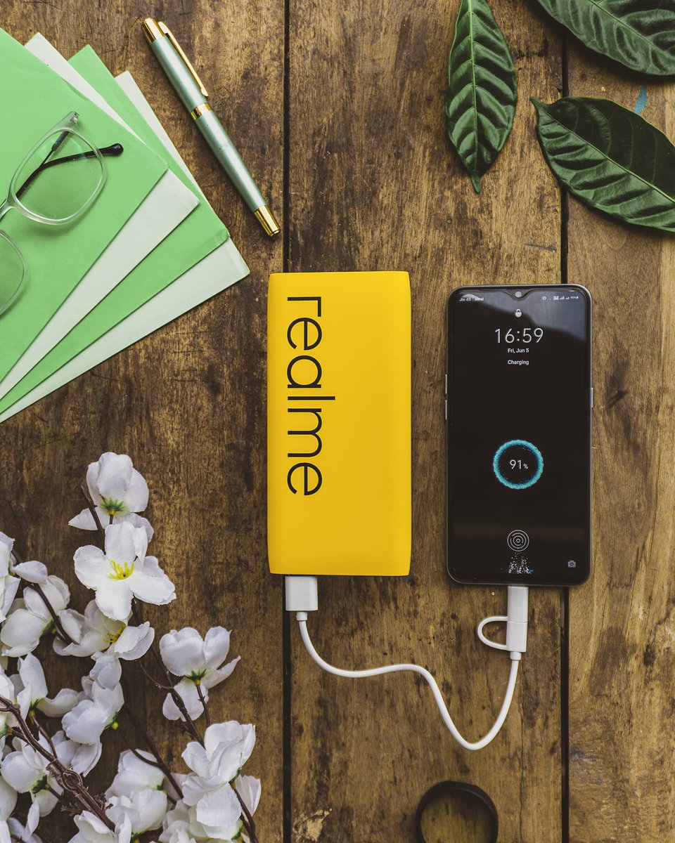 lehflatlay's tweet photo. Thank you realme❤️
.
.
.
@realmecareIN @FrancisRealme @realmemobiles @realmeLink @MadhavSheth1 @NeonVikash @nidhi_bhatia https://t.co/UV0JjyDI7F