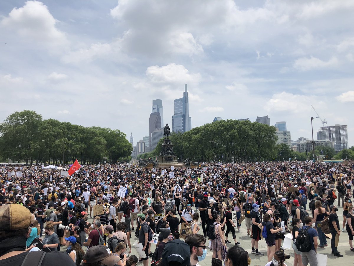 phillywerise's tweet photo. BLACK LIVES MATTER. #Philly ❤️ https://t.co/xAspA4QrvZ