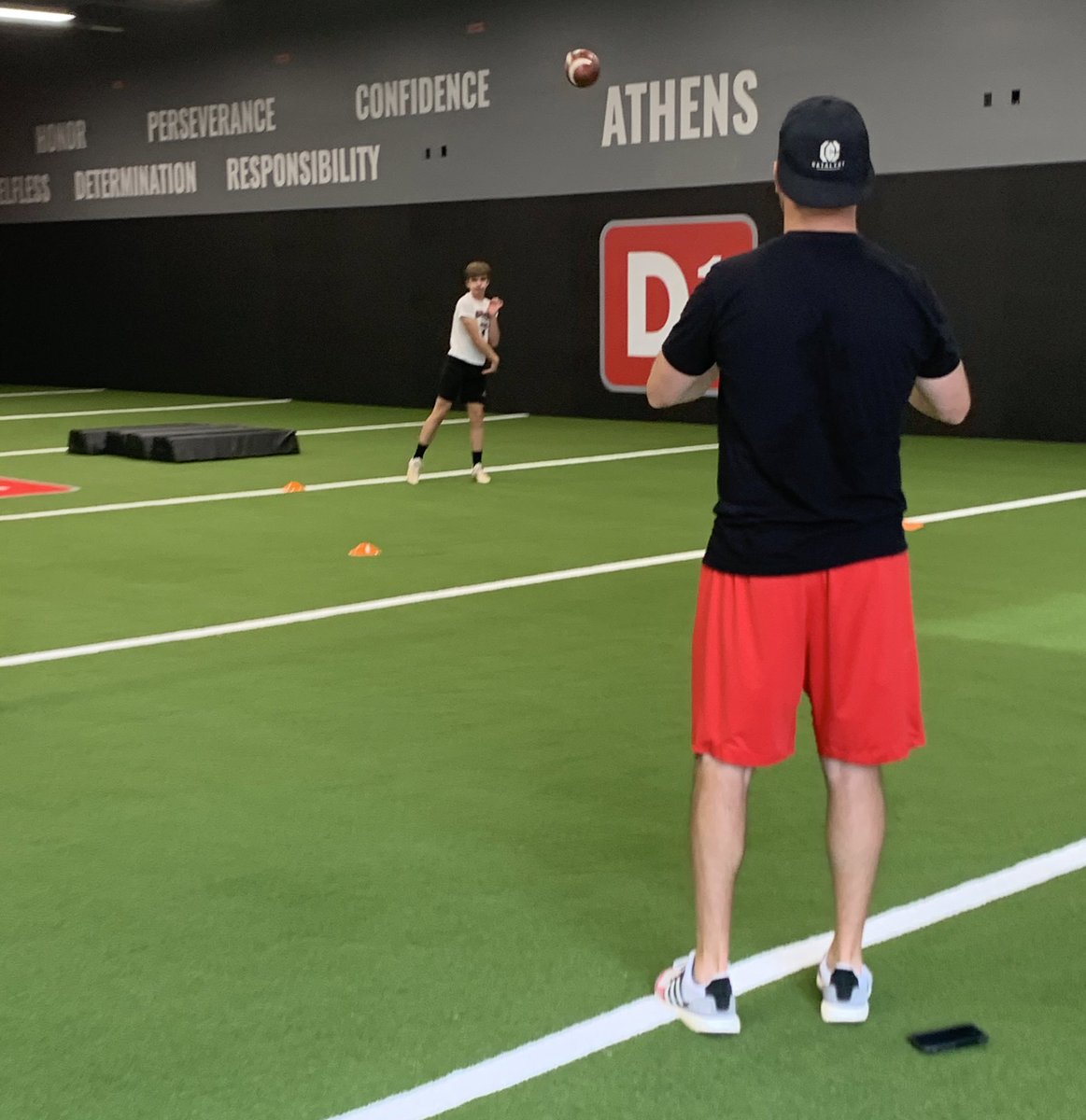 GStafford27's tweet photo. Got that work in w @CoachRicht in the sweet new @D1_Athens facility this morning. 🔥@nexgenscouting @Future4QB @NextGenAACamp @QBCollective @Brandon_Odoi @RecruitGeorgia @KeyPlayerNation @FBUcamp @Clark_Kent_75 @MarkRicht #thefuture #speedyqb #d1 #d1athens #qbcatalyst https://t.co/2yBStx9tob