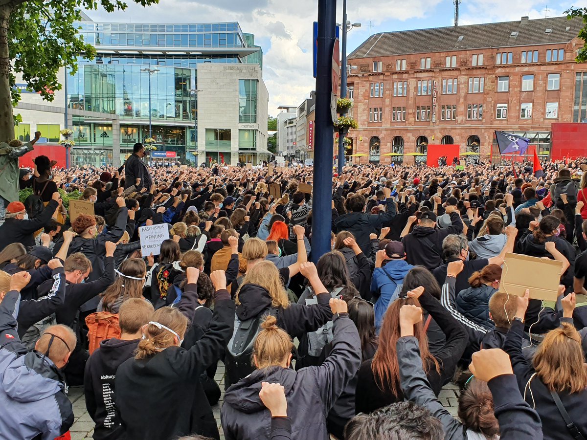 AladinMafaalani's tweet photo. Heute in Dortmund! Die NSU-Anschläge hatten nur einen Bruchteil an Resonanz. Liegt es am Video? Ist es Zeitgeist? https://t.co/uy5bC3vskH