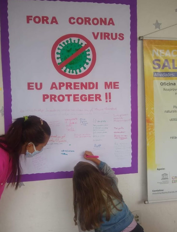 MovimentoSao's tweet photo. Ontem foi dia de entregar o kit criança para o público atendido no Neaca Cultural/Salgueiro. #somostodosfia #juntossomosmaisfortes #neaca #MMSG #SG https://t.co/93jfDNyQwY