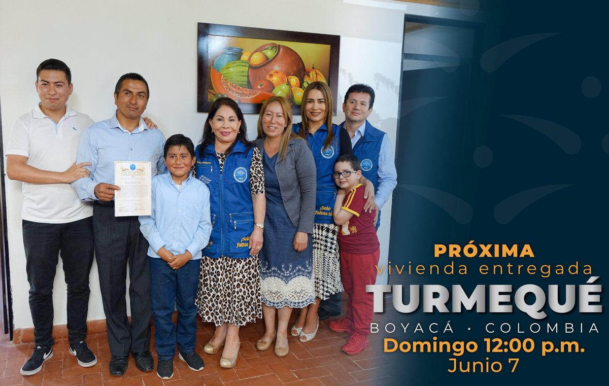 FIMLM's tweet photo. La Dra. @MLPiraquive hizo realidad el sueño de la familia Bernal, realizando las reformas que requería su vivienda a través de la @FIMLM y entregándola totalmente dotada en Turmequé • Boyacá #20AñosEntregandoFelicidad #ConstruyendoSueños • Ver: https://t.co/t7E9q4HvNo https://t.co/i2bYDA2y86