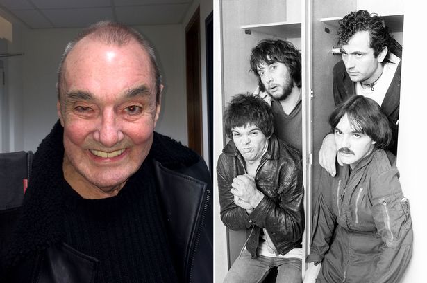 A sad day today, we were going to France to see The Stranglers tonight. Not to be. 😢
So instead we're listening to a Stranglers mix and raising a glass to Mr. Greenfield
#RIPDave
@StranglersSite