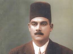 emad99944's tweet photo. أعانكم الله ياطلبة العلم من المتزوجين🙂

يقول أحمد أمين واصفًا حاله بين زوجته والقراءة:-

(ولست أجد زمنًا أخلو فيه بنفسي كثيرًا كما كنت أجد ،ولا أقرأ كثيرًا كما كنت أفعل. فإذا قرأت يومًا كثيرًا أنبني ضميري لأني لم أعطها حقها من الإلتفات ، وإذا لم أقرأ أسفت لذلك ،فأنا بين ألمين!!) https://t.co/k8rWfCabRe