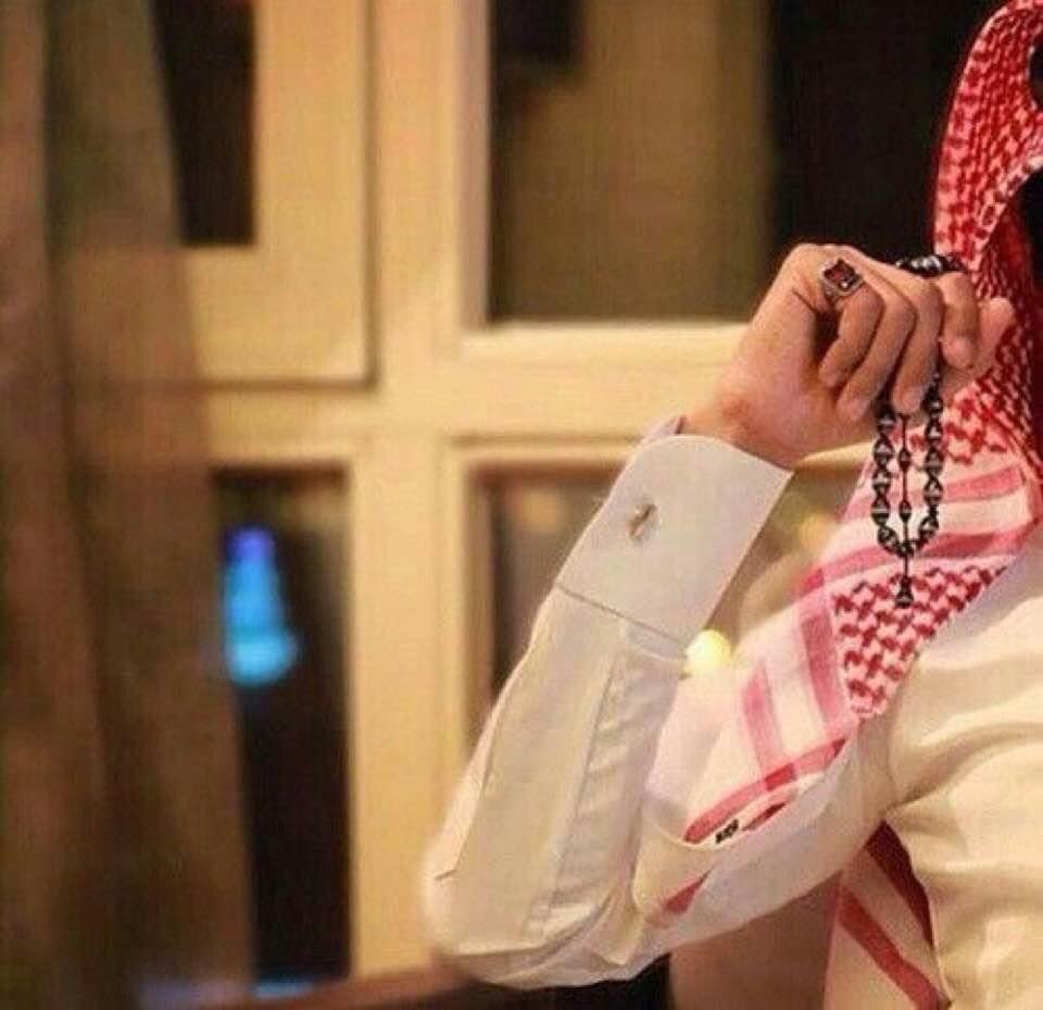 اللهُم من تمنى لي خير سراً 
أو جهراً فـ أعطِہ ضعفَ ما يتمنى
لي ومن تمنى لي شراً فاعفو عنہ
وابعدهہ عني وابعدني عنہ ..!
...