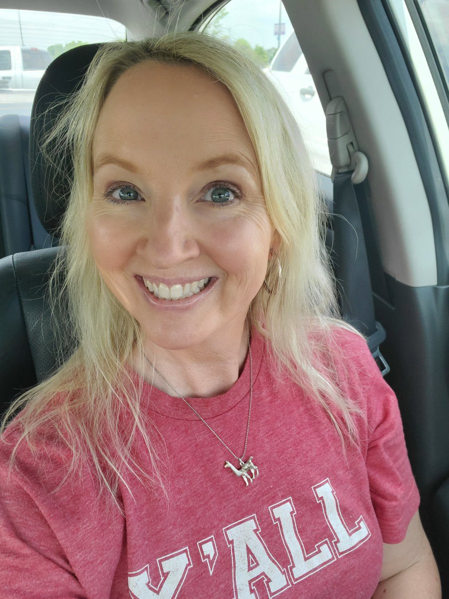 SouthernasmrS's tweet photo. @EatsTacos1 @onetrackBoobd @KSASMROFFICIAL Try to ban me all you want, but it's definitely me. https://t.co/0P56xlpHEE