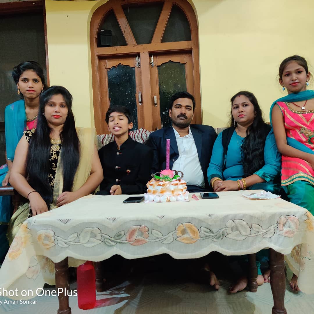 aarchanasonkar's tweet photo. #Birthday 
          #celebration https://t.co/LLklkmDxV7