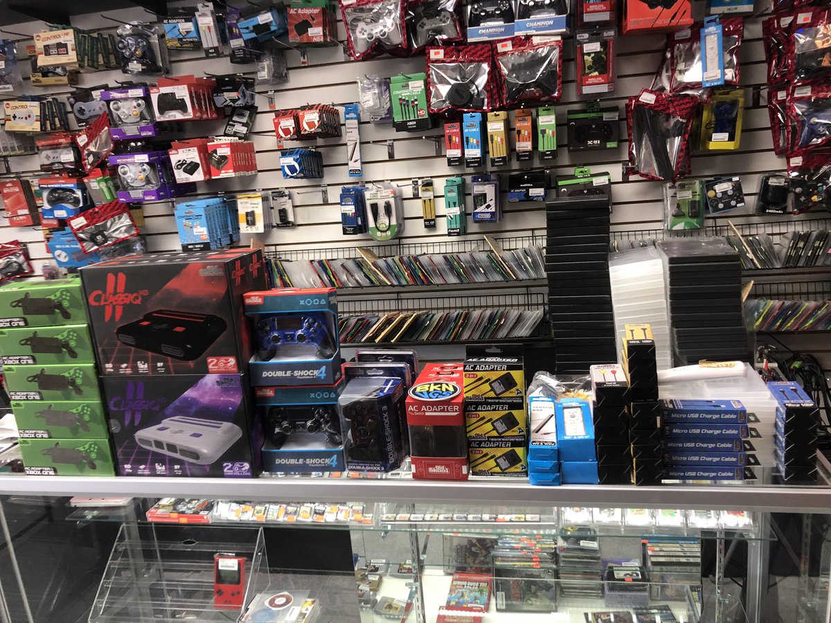bklynvideogames's tweet image. New stock available. #xboxonepowerbrick #ps4controllers #ps3controller #wiicontroller #psp #ds #switch and #gamecube cases. #retrogamers #brooklynvideogames . ebay.com/usr/brooklynvi…